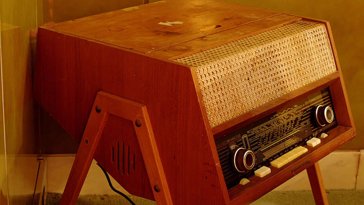 In color photograph of a radio from the 1960s.